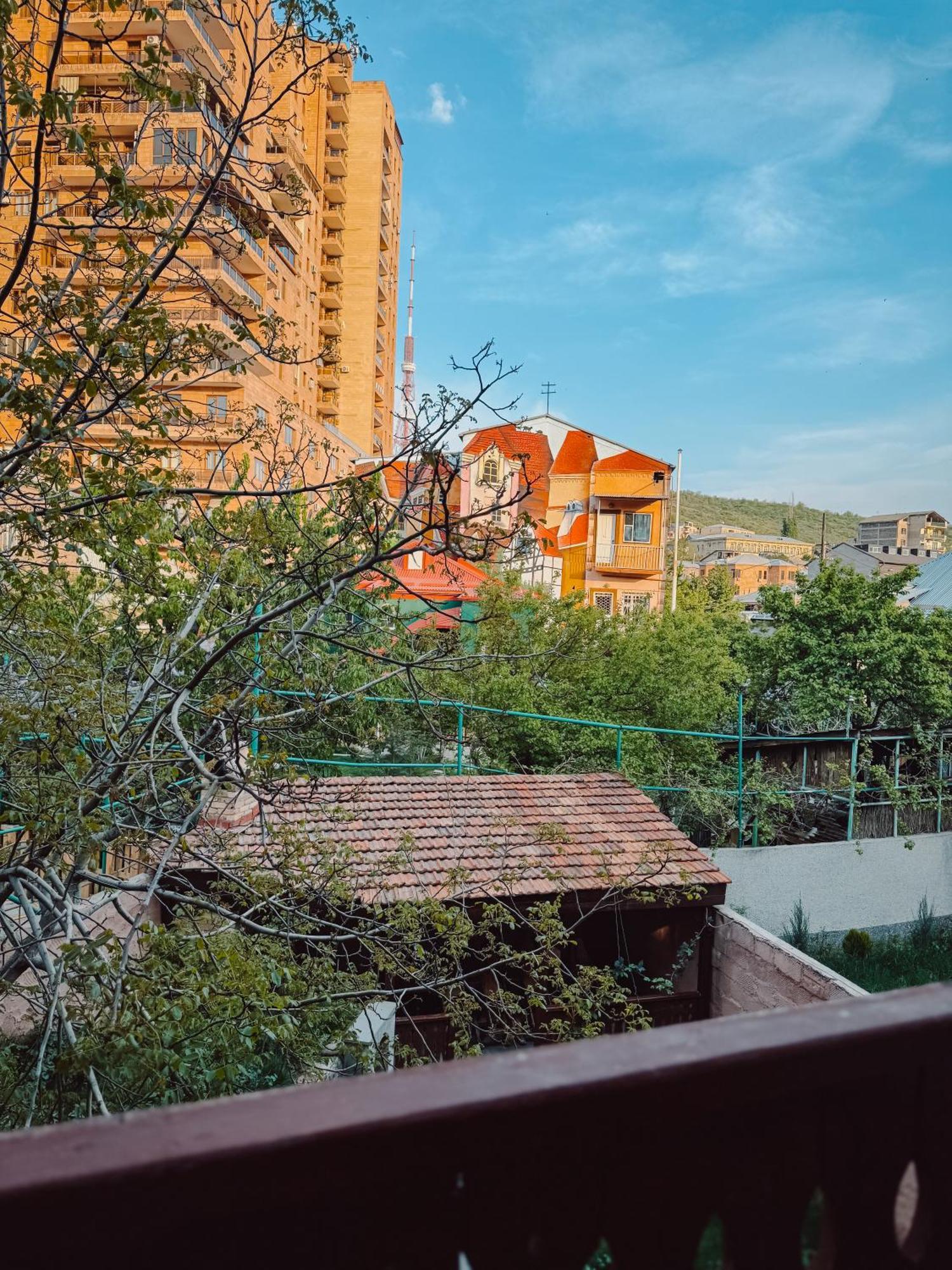 Armenia Hotel Erevan Exterior foto