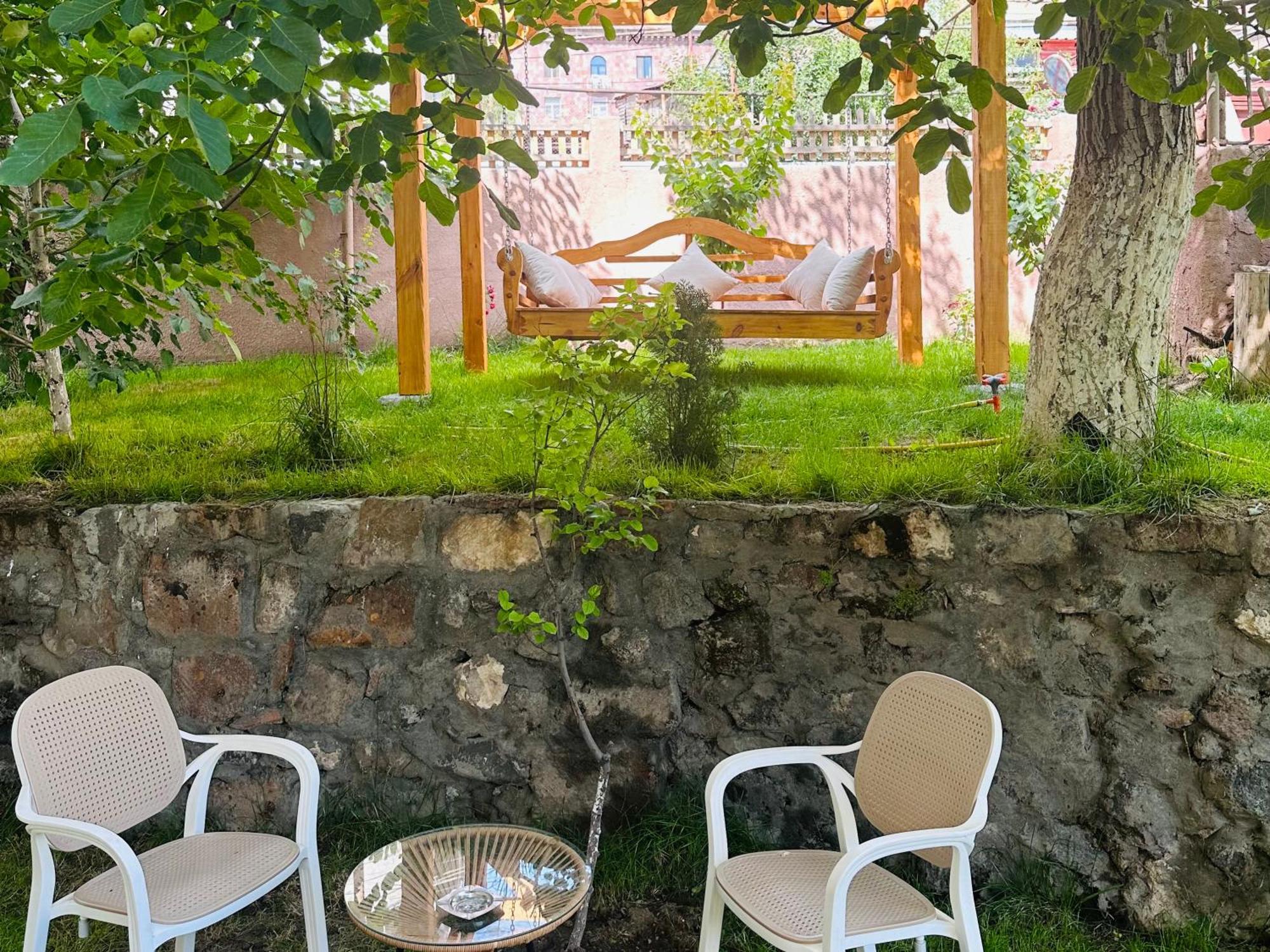 Armenia Hotel Erevan Exterior foto